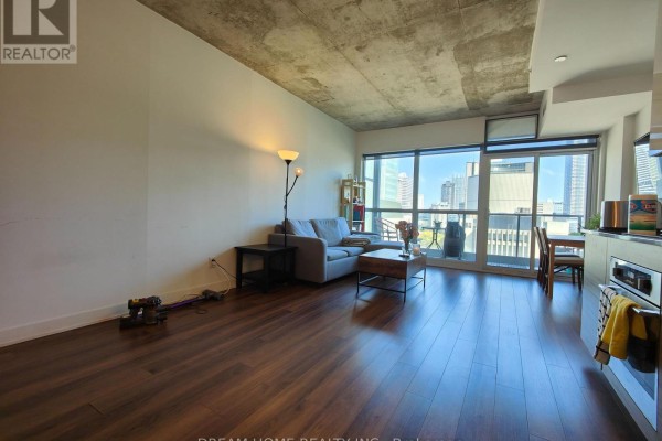 1109 - 210 Simcoe Street, Toronto, ON, photo 2