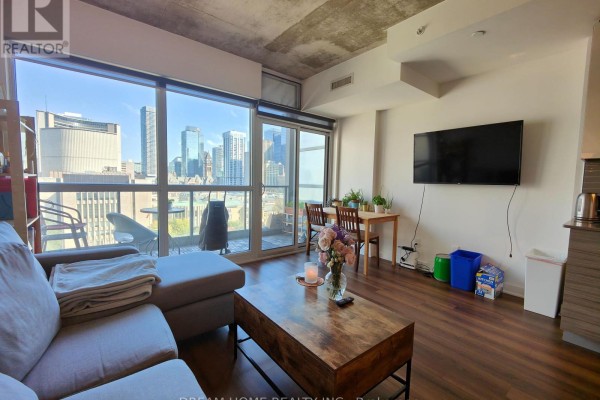 1109 - 210 Simcoe Street, Toronto, ON, photo 3