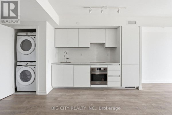 1109 - 25 Frederick Todd Way, Toronto, ON M4G0E8 Photo 2
