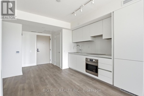 1109 - 25 Frederick Todd Way, Toronto, ON M4G0E8 Photo 3