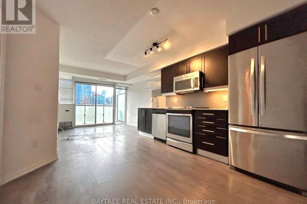 1109 - 400 Adelaide Street E, Toronto, ON M5A4S3 Photo 2