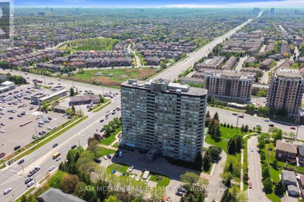 Eating area - 1109 - 700 Constellation Drive, Mississauga, ON L5R3G8 Photo 4