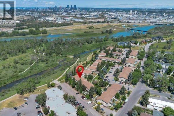 Kitchen - 110s, 203 Lynnview Road Se, Calgary, AB T2C2C6 Photo 2