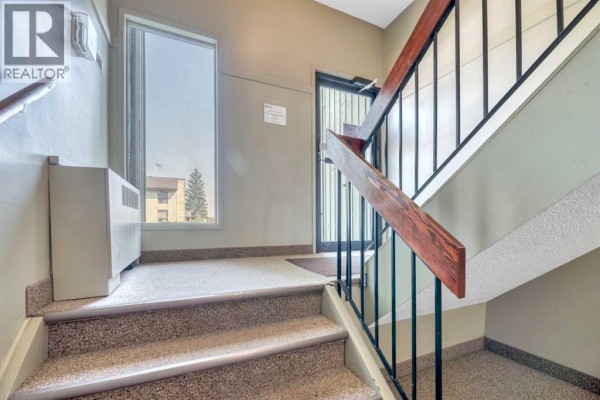 Bedroom - 111, 10120 Brookpark Boulevard Sw, Calgary, AB T2W3G3 Photo 3