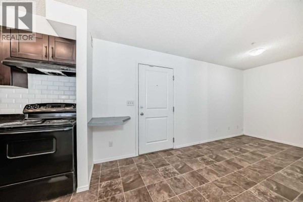 Living room - 111, 195 Kincora Glen Road Nw, Calgary, AB T3R0S3 Photo 3