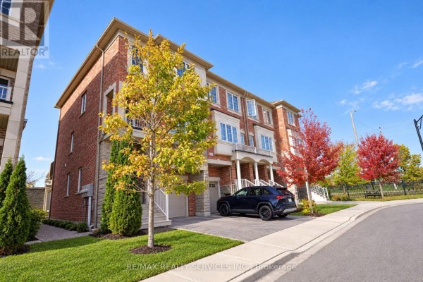 Eating area - 111 - 12 Cedarland Road, Brampton, ON L6Y6E5 Photo 5