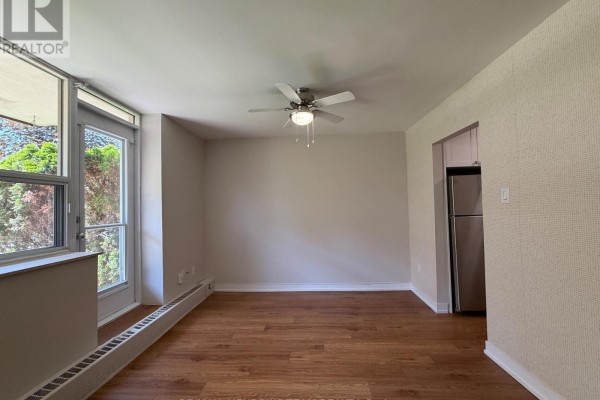 111 - 158 Fitch Street, Welland, ON L3C4V6 Photo 5