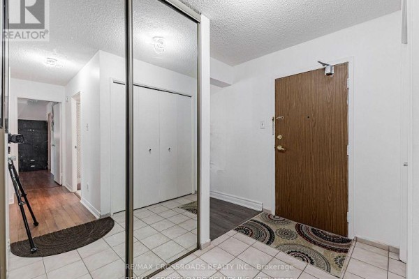 111 - 20 Sunrise Avenue, Toronto, ON, photo 3
