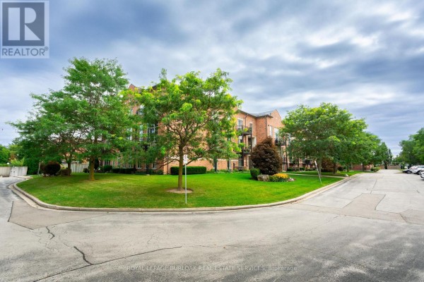 111 - 262 Dundas Street E, Hamilton, ON, photo 2