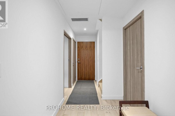 111 - 27 Mcmahon Drive, Toronto, ON, photo 3