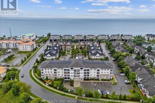 111 - 65 Shipway Avenue, Clarington, ON, photo 2