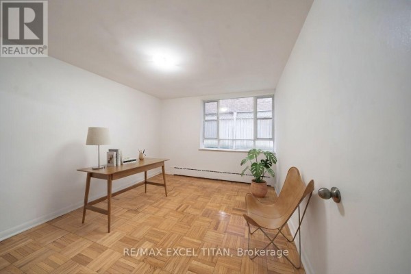 111 - 77 Erskine Avenue, Toronto, ON, photo 2