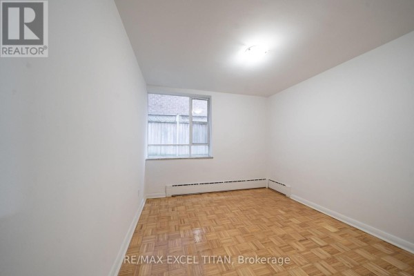 111 - 77 Erskine Avenue, Toronto, ON, photo 3