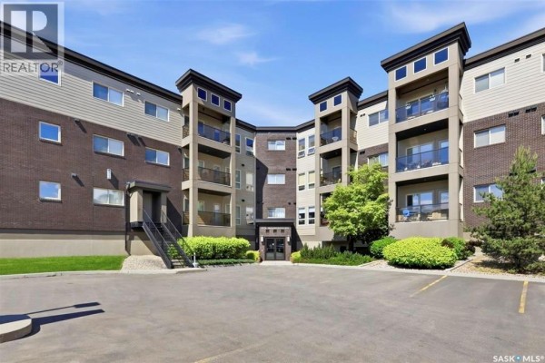 111 115 Willowgrove Crescent, Saskatoon
