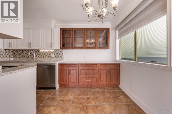 111 235 E 13th Street, North Vancouver, BC V7L2L6 Photo 5