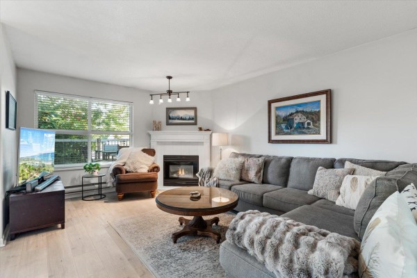 111 36060 Old Yale Road, Abbotsford, BC V3G2E9 Photo 4