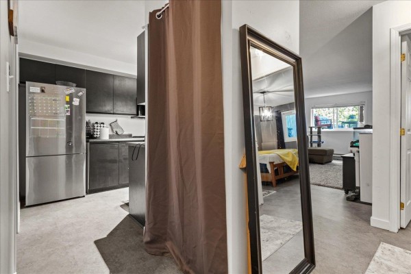 Laundry room - 111 7694 Evans Road, Sardis West Vedder, Sardis, BC V2R3W3 Photo 4