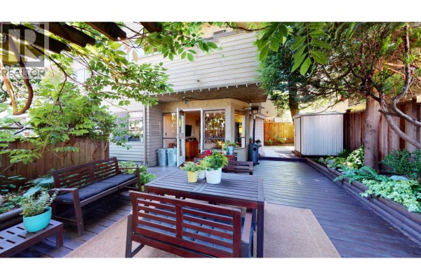 111 853 E 7th Avenue, Vancouver, BC V5T1P4 Photo 2