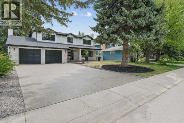 Foyer - 111 Canata Close Sw, Calgary, AB T2W1P8 Photo 4