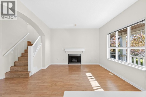 111 Foundry Row, New Westminster, BC V3M6X5 Photo 4