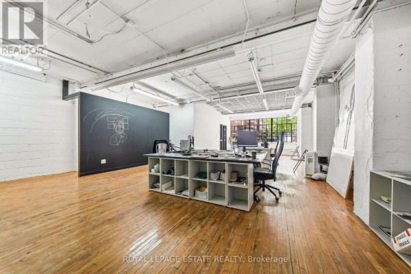 111 Jarvis Street, Toronto, ON M5C2H4 Photo 2