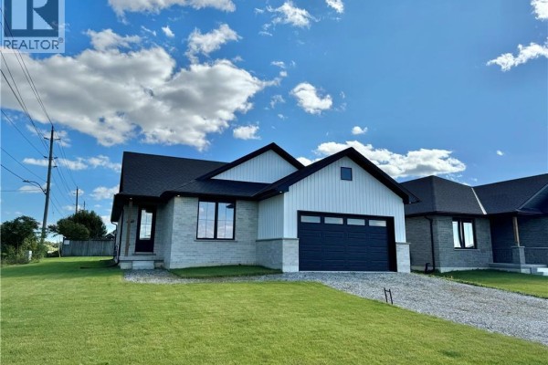 111 Judd Drive, Simcoe, ON, photo 2