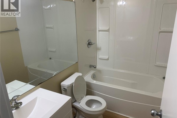 Bedroom - 111 M Avenue S, Saskatoon, SK S7M2K1 Photo 5