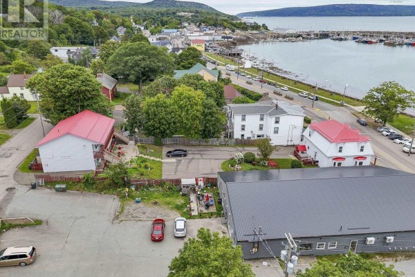 111 Montague Row, Digby, NS B0V1A0 Photo 2