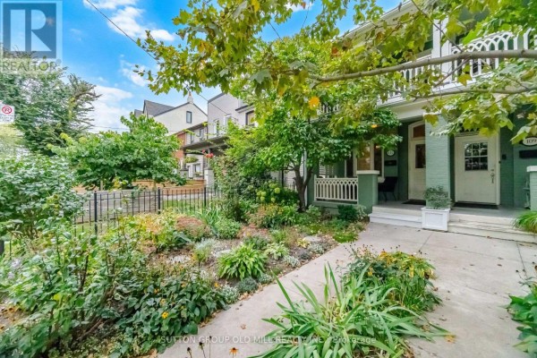Eating area - 111 Palmerston Avenue, Toronto, ON M6J2J2 Photo 4