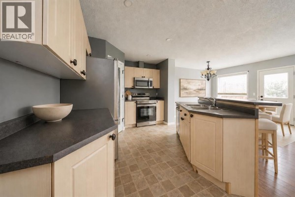 111 Polar Bay, Fort Mcmurray, AB, photo 3