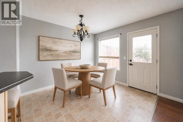 4pc Bathroom - 111 Polar Bay, Fort Mcmurray, AB T9K2W1 Photo 5