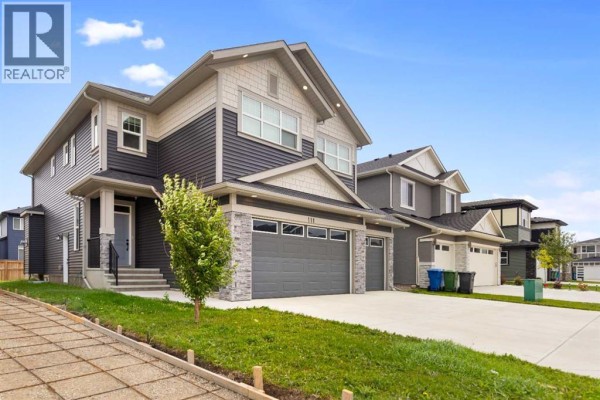 Living room - 111 Sandpiper Park, Chestermere, AB T1X1Y8 Photo 2