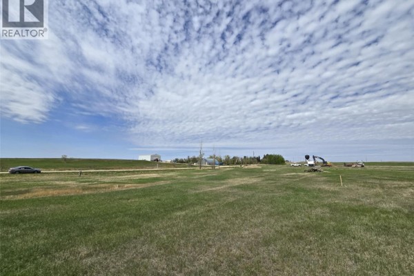 111 Saskatchewan Street, Mortlach, SK S0H3E0 Photo 2