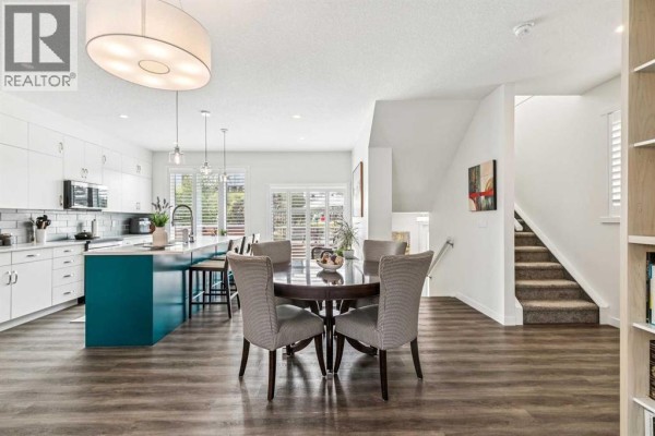Living room - 111 Shawnee Common Sw, Calgary, AB T2Y0P9 Photo 2