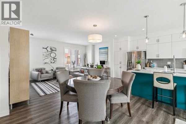 Kitchen - 111 Shawnee Common Sw, Calgary, AB T2Y0P9 Photo 4