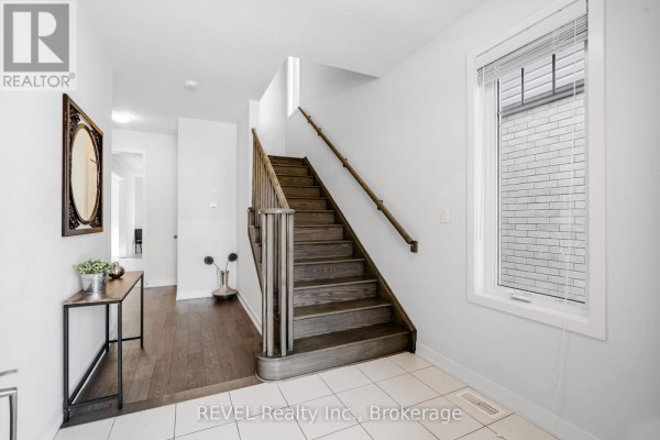 111 Sunflower Crescent, Thorold, ON L3B0L1 Photo 5