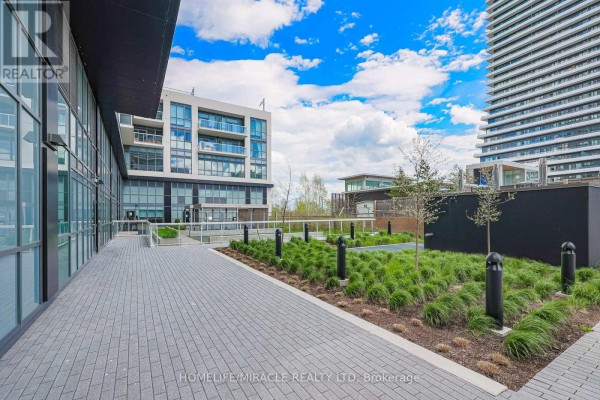 1110 - 65 Annie Craig Drive, Toronto, ON, photo 3