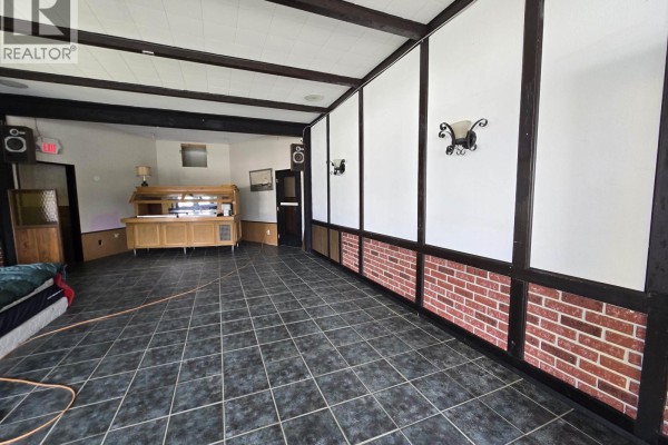 1110 Main Street, Valemount, BC V0E2Z0 Photo 5