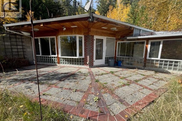 Sunroom - 11105 North Fork Road, Grand Forks, BC V0H1H8 Photo 2