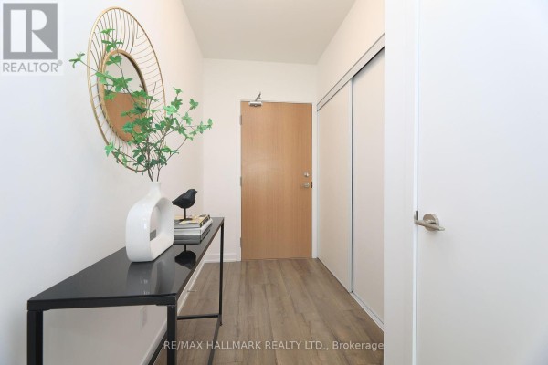 Kitchen - 1111 - 1787 St. Clair Avenue W, Toronto, ON M6N0B7 Photo 3