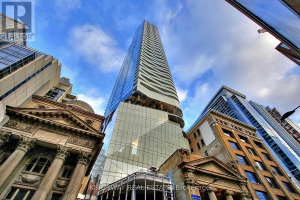 1111 - 197 Yonge Street, Toronto