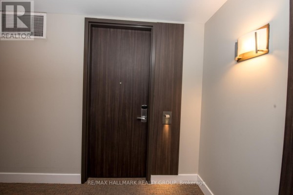 1111 - 300 Lisgar Street, Ottawa, ON K2P0E2 Photo 4