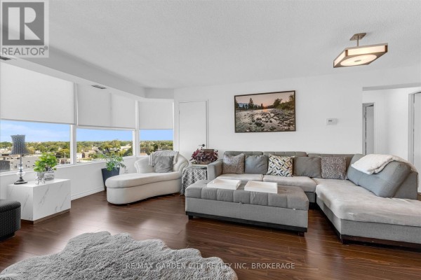 Primary Bedroom - 1111 - 7 Gale Crescent, St  Catharines, ON L2R7M8 Photo 4