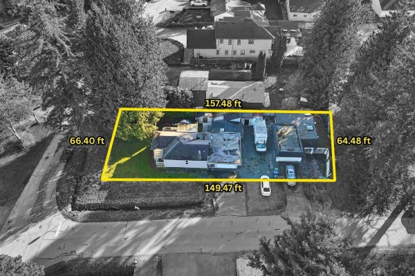 11111 Caledonia Drive, Surrey, BC V3R3N4 Photo 3