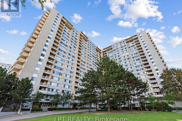 1112 - 3590 Kaneff Crescent, Mississauga
