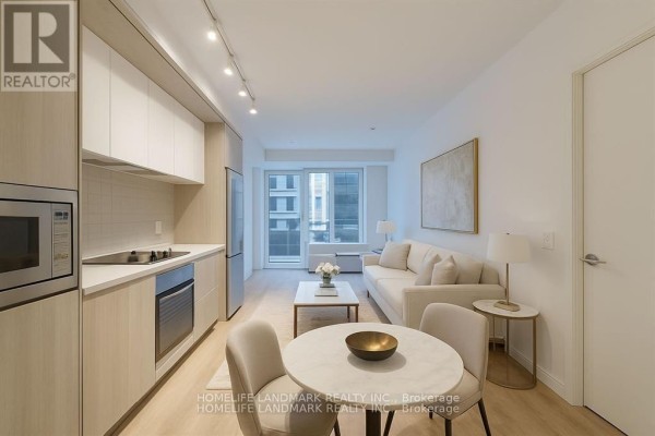 1112 - 395 Square One Drive, Mississauga, ON L5B0P6 Photo 5