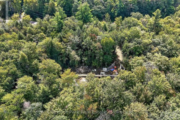 1112 Falkenburg Road, Bracebridge), ON P1L1X4 Photo 2