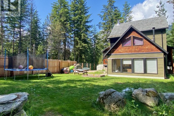 Bedroom - 1112 Hume Street, Slocan, BC V0G2C0 Photo 3