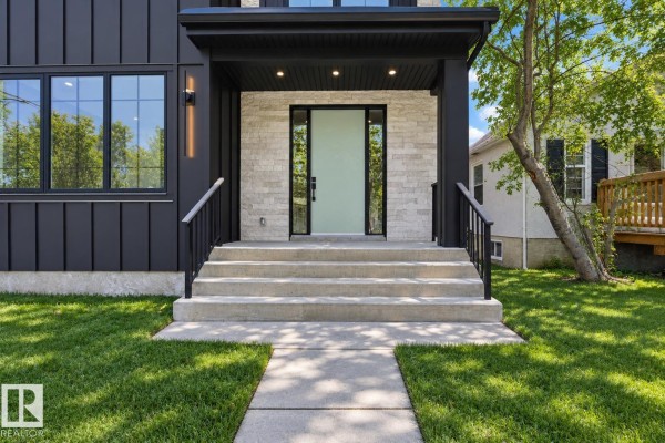 11121 51 St Nw, Edmonton, AB, photo 2