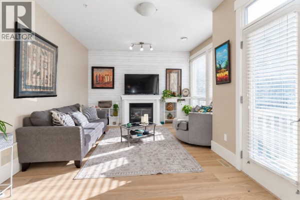 11125 234a Street, Maple Ridge, BC V2W0B7 Photo 5
